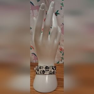 EUC Alexander McQueen Black & Silver Skull Casual Goth Bangle Bracelet Jewelry